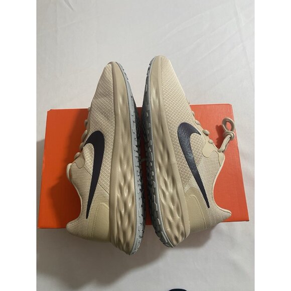 New Men’s Size 9 - Nike Revolution 6 Next Nature Oatmeal DC3728 101 main image 5